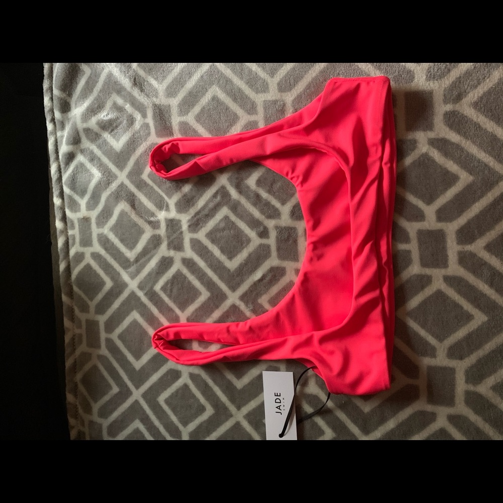 Jade Swim Rounded Edges top in XS